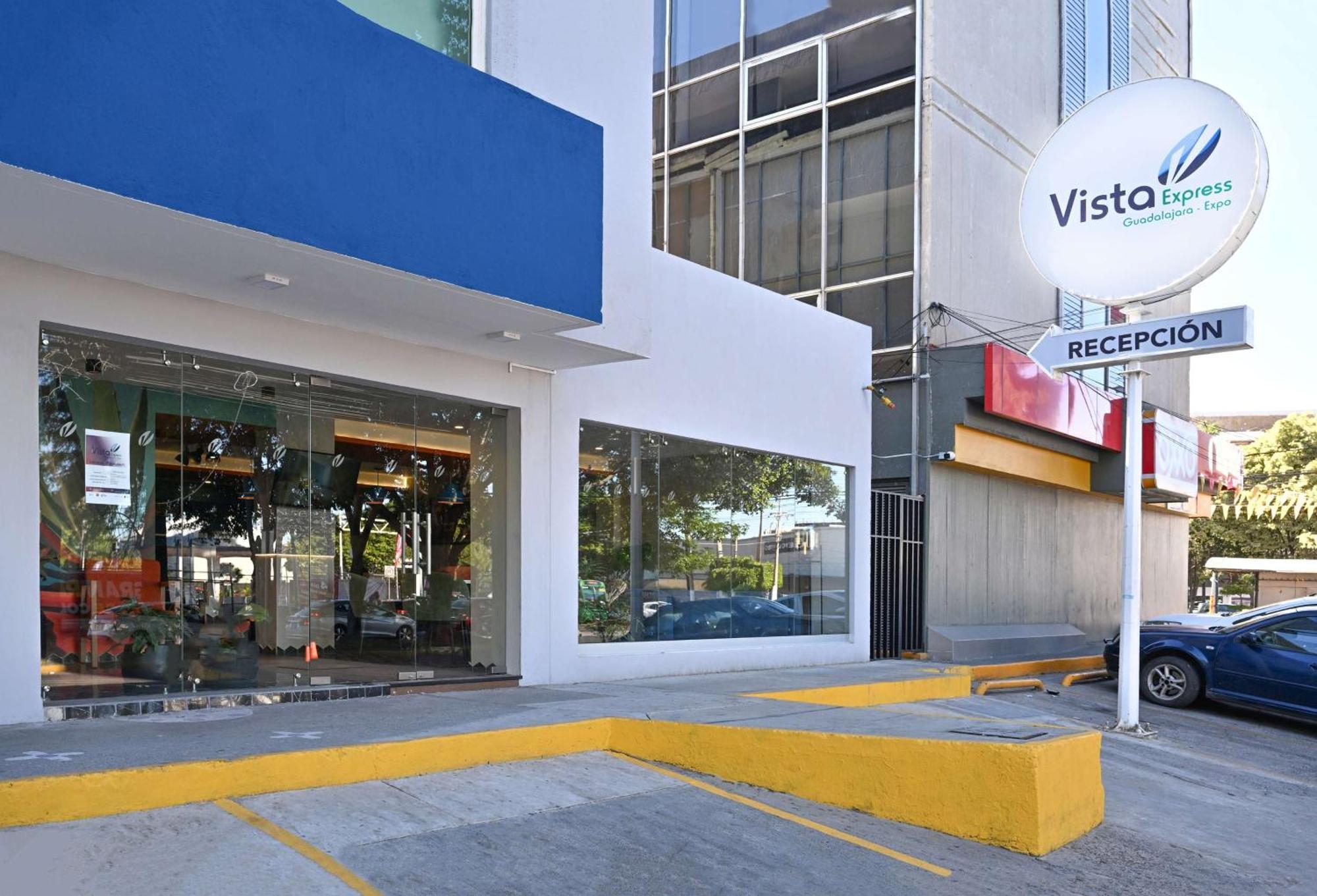 Vista Express Guadalajara Expo Surestay Collection By BW Zapopan Exterior foto